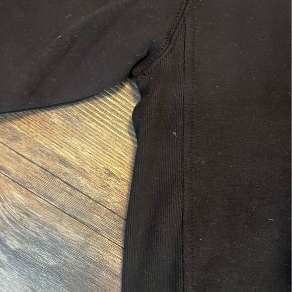 Athleta "Power of SHE" Black Crewneck Women's Sweatshirt Size XS Black Glitter - Picture 10 of 10